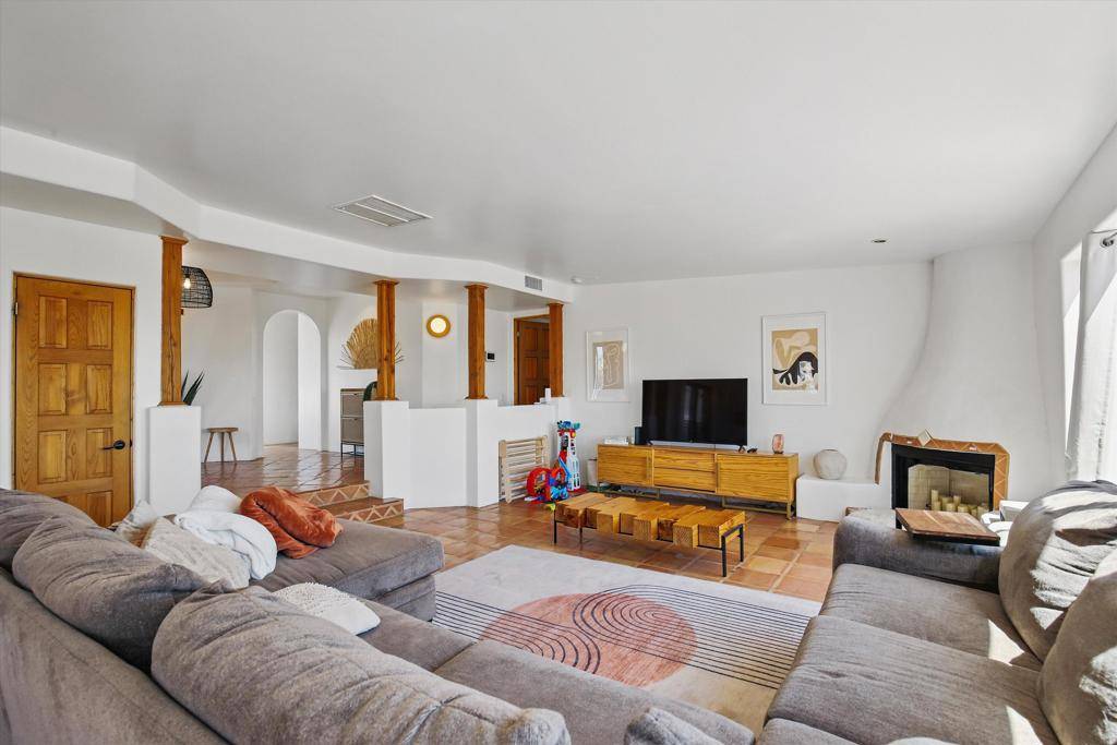 Yucca Valley, CA 92284,57581 Buena Suerte RD
