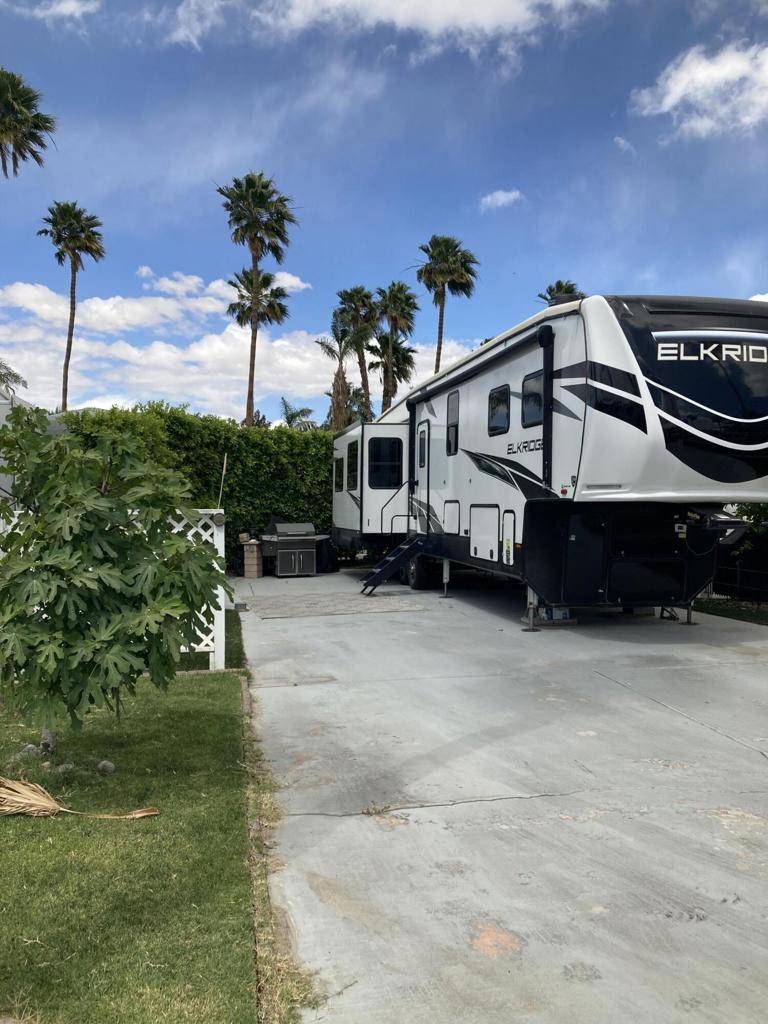 Cathedral City, CA 92234,69411 Ramon RD #60