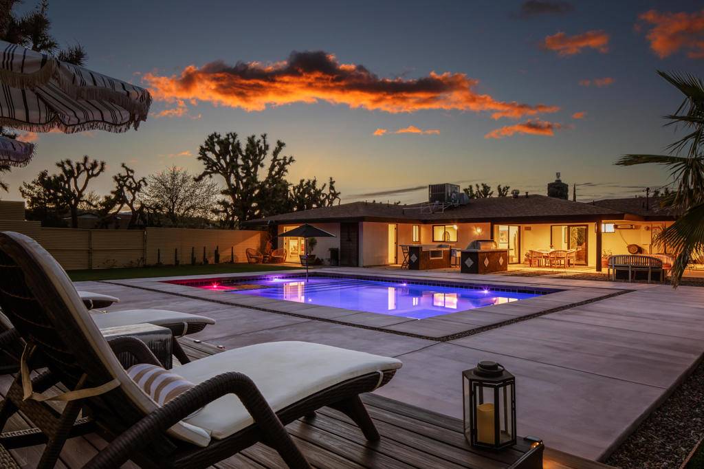 Yucca Valley, CA 92284,56693 Desert Gold DR