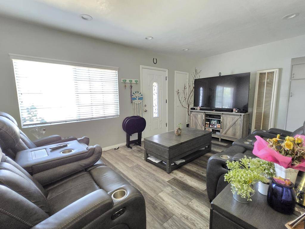 Whittier, CA 90605,11408 Mitony AVE