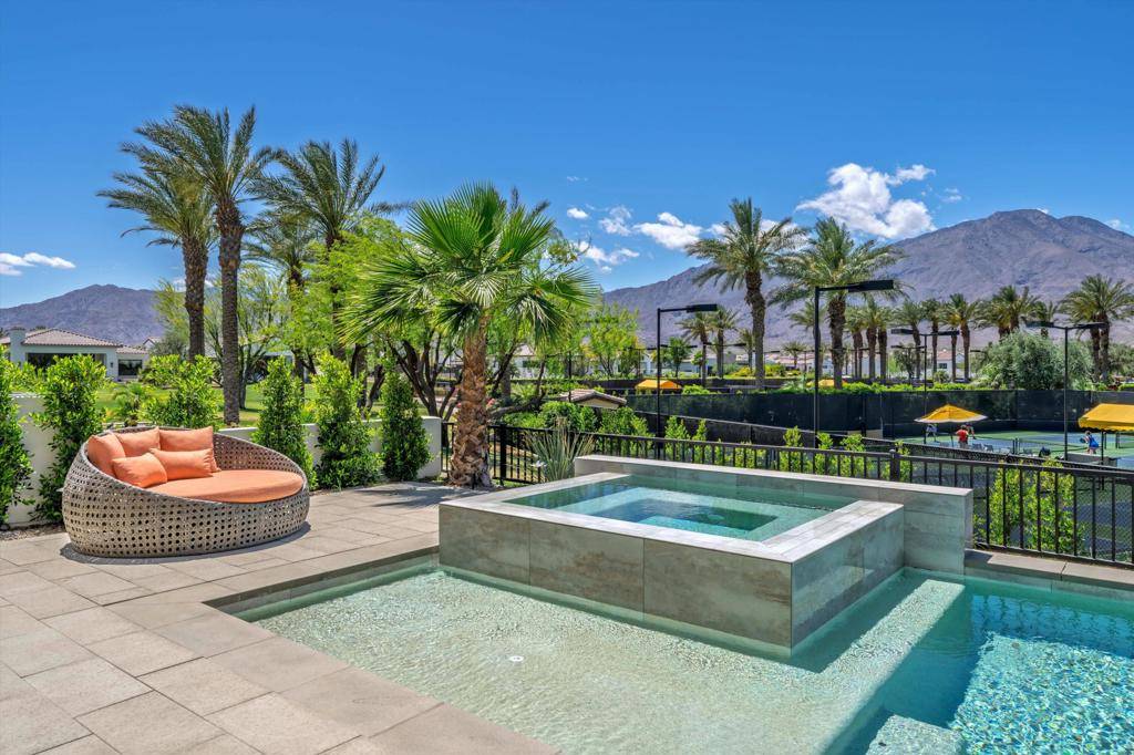La Quinta, CA 92253,58920 Marbella