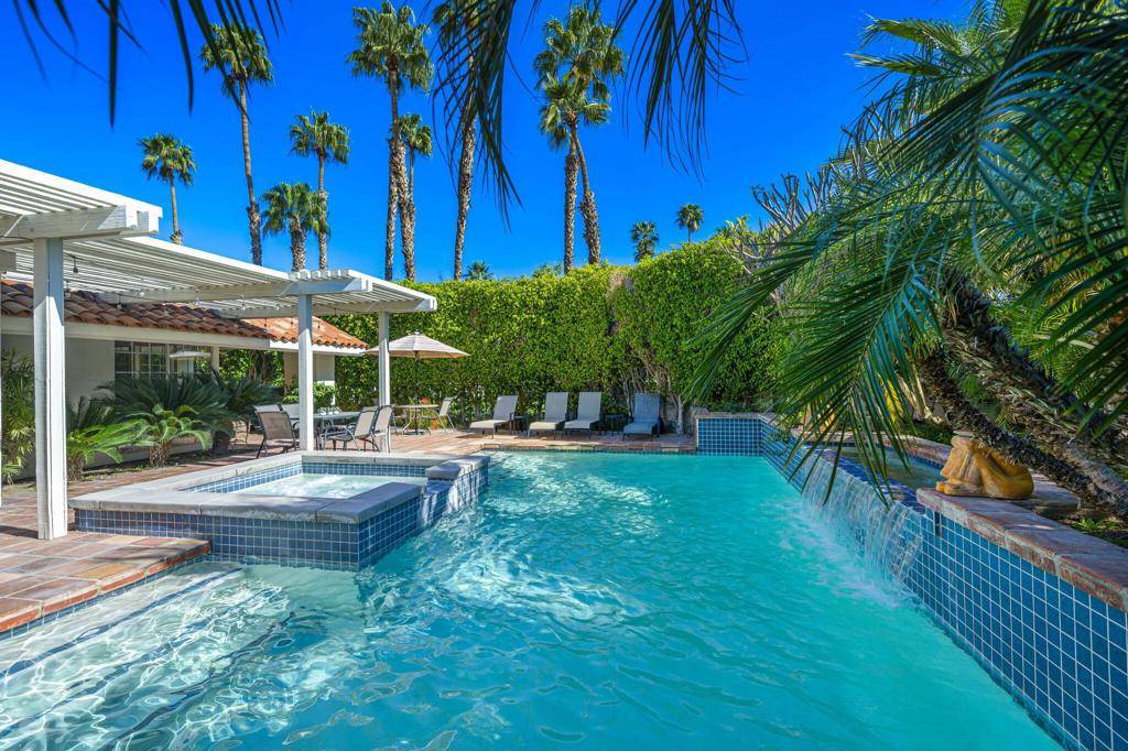 Palm Desert, CA 92211,43768 Via Palma