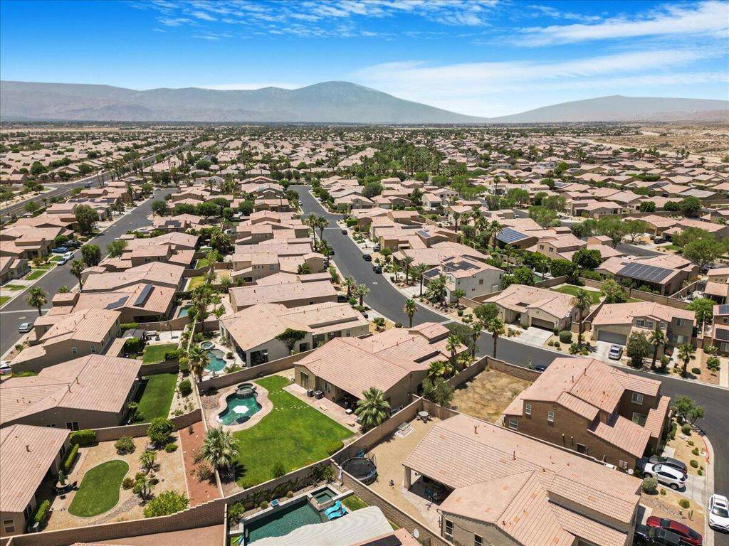 Indio, CA 92203,82701 Castleton DR