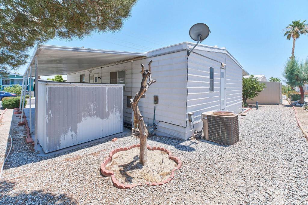 Desert Hot Springs, CA 92240,14777 Palm DR #35
