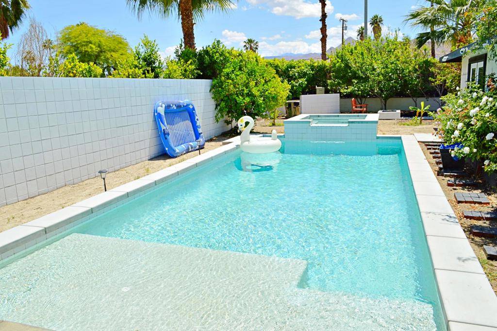 Palm Springs, CA 92264,3882 E Sunny Dunes RD
