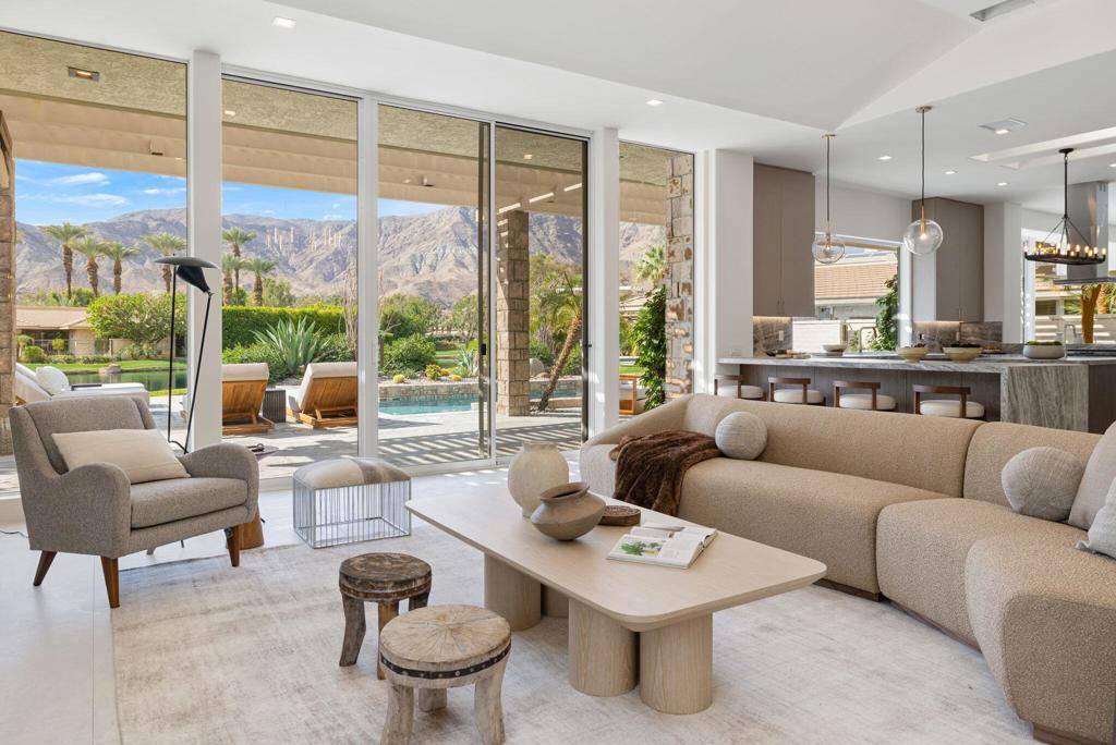 Rancho Mirage, CA 92270,9 Regency DR