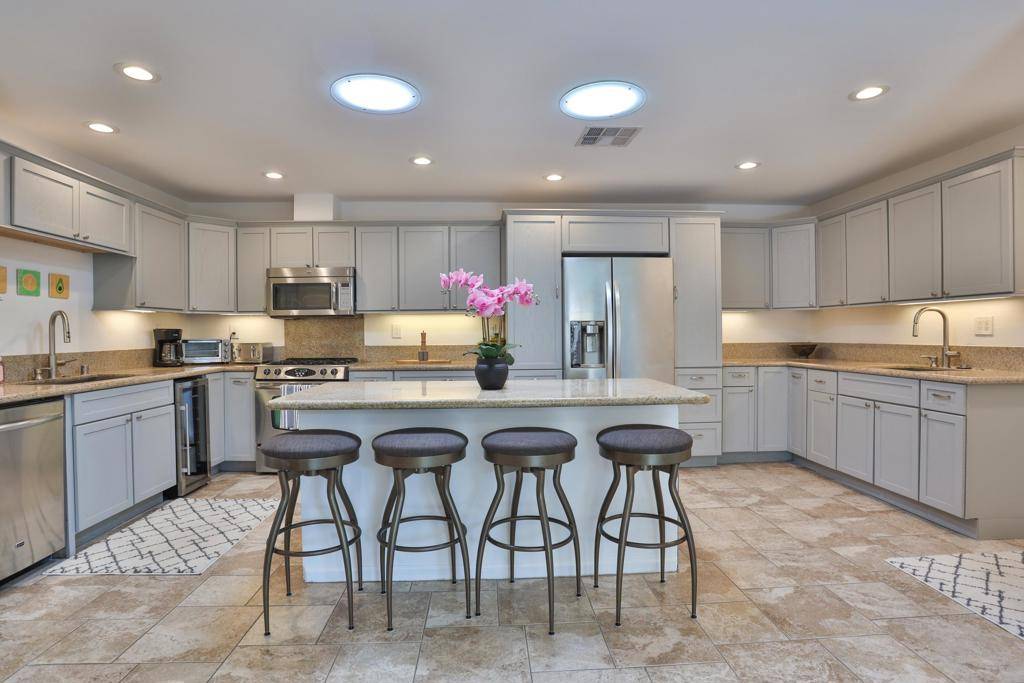 Palm Springs, CA 92262,1421 Sunflower CIR N