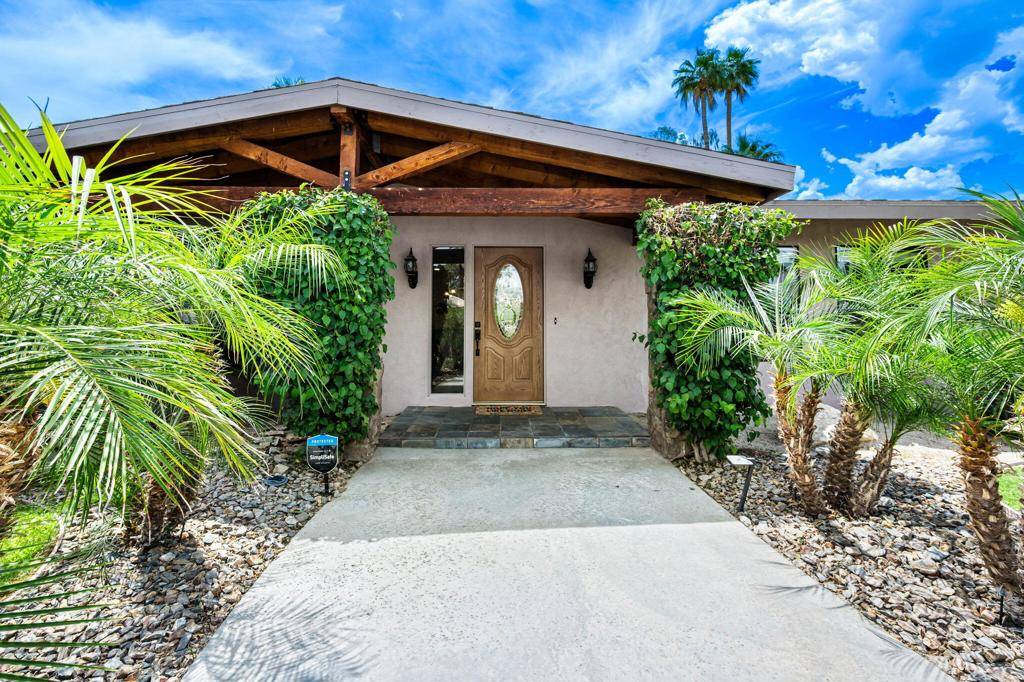 Palm Desert, CA 92260,74619 Fairway DR