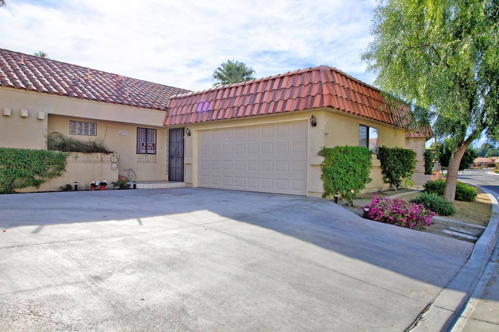 Palm Desert, CA 92211,40128 Baltusrol CIR