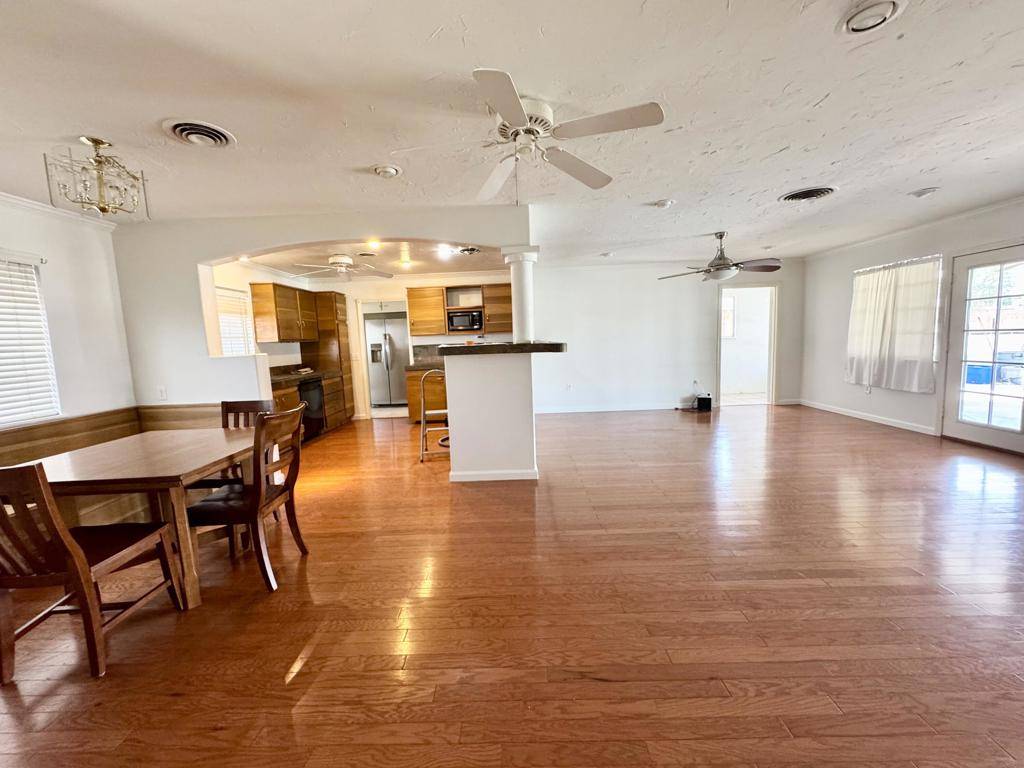 Palm Desert, CA 92211,77110 Indiana AVE