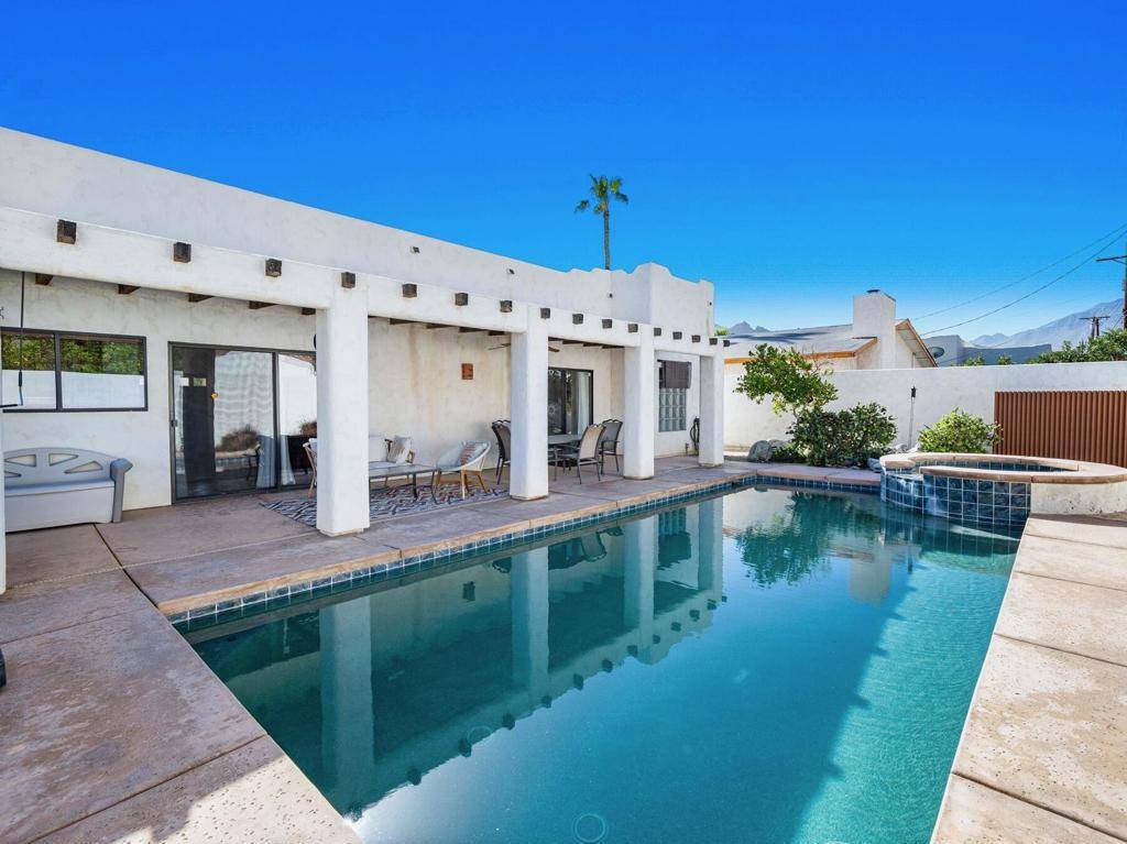 La Quinta, CA 92253,52685 Avenida Ramirez