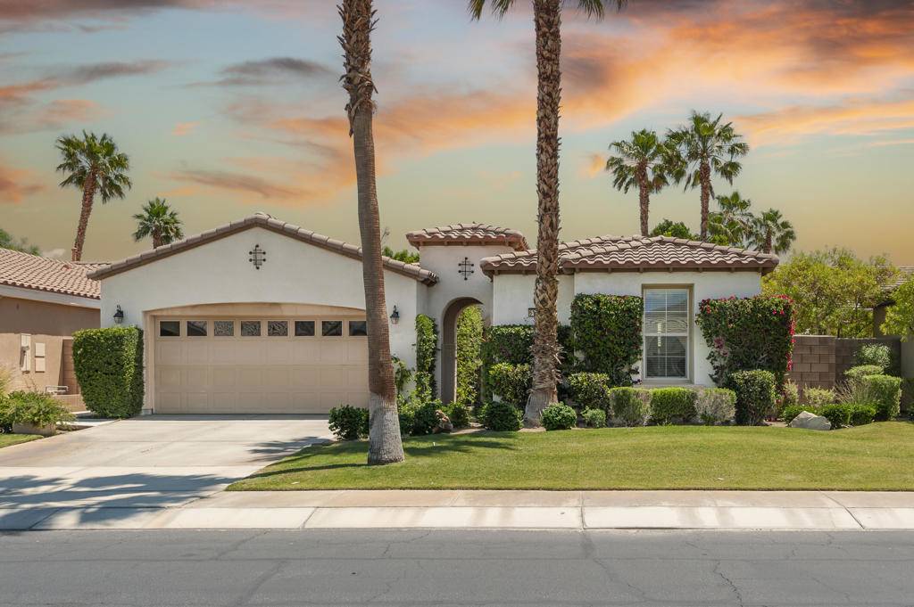 La Quinta, CA 92253,60380 Living Stone DR
