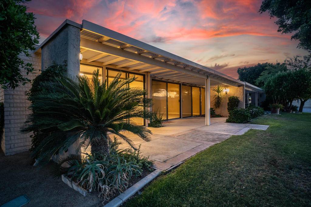 Indian Wells, CA 92210,75180 Chippewa DR