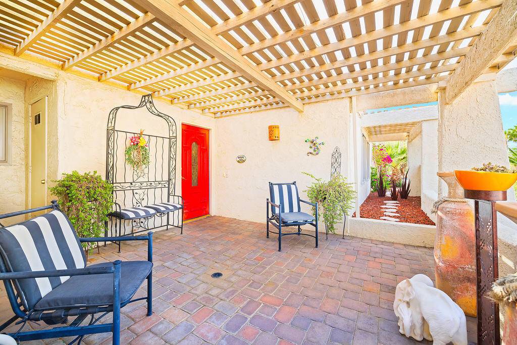 Palm Springs, CA 92262,1804 N Nogales WAY