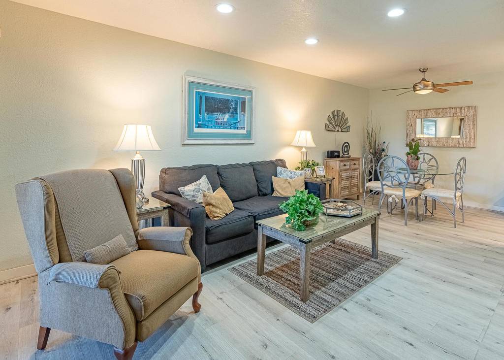 Palm Springs, CA 92262,2820 N Arcadia CT #104