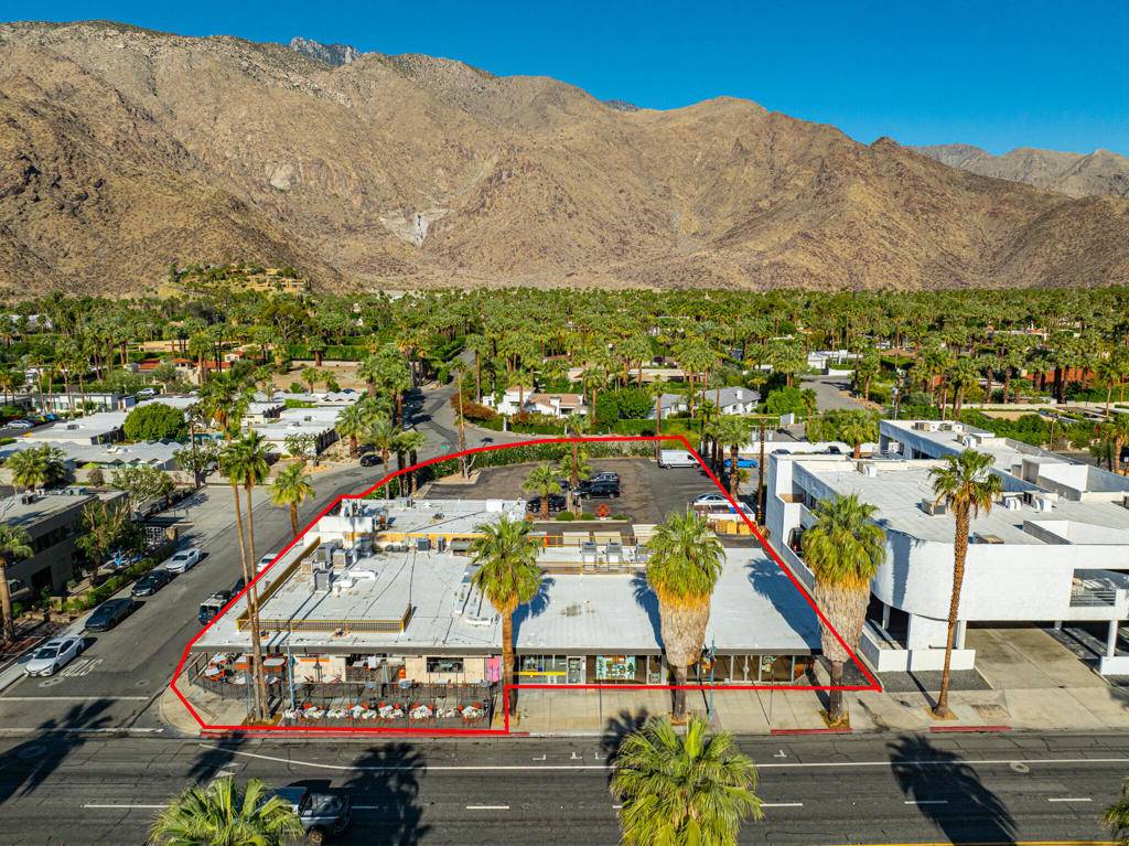 Palm Springs, CA 92262,707 745 Palm Canyon DR