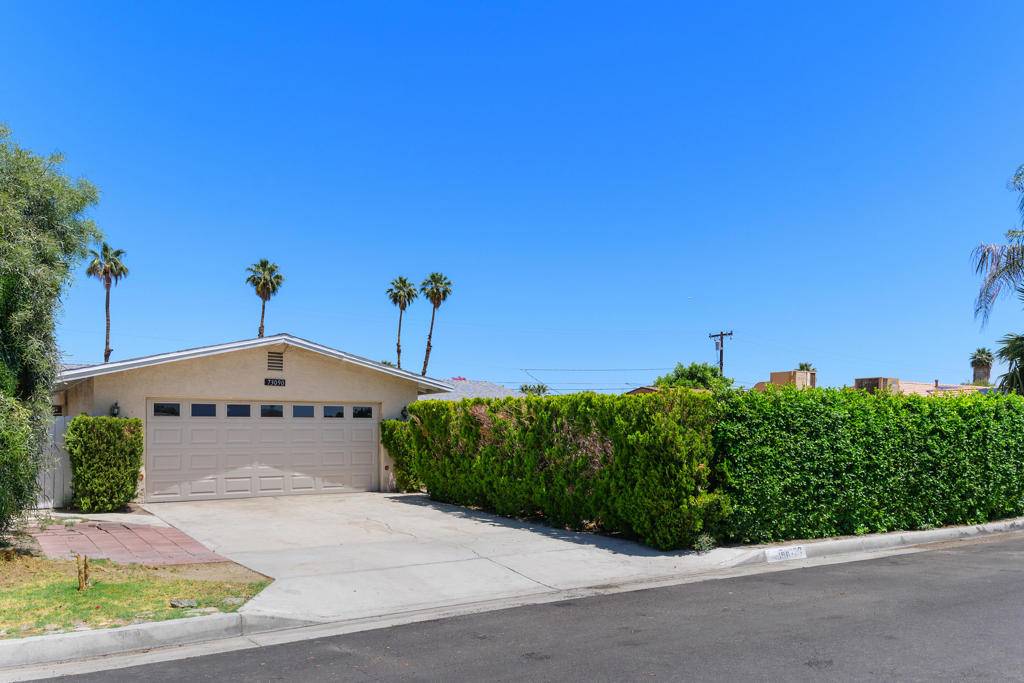 Palm Desert, CA 92260,73090 San Nicholas AVE
