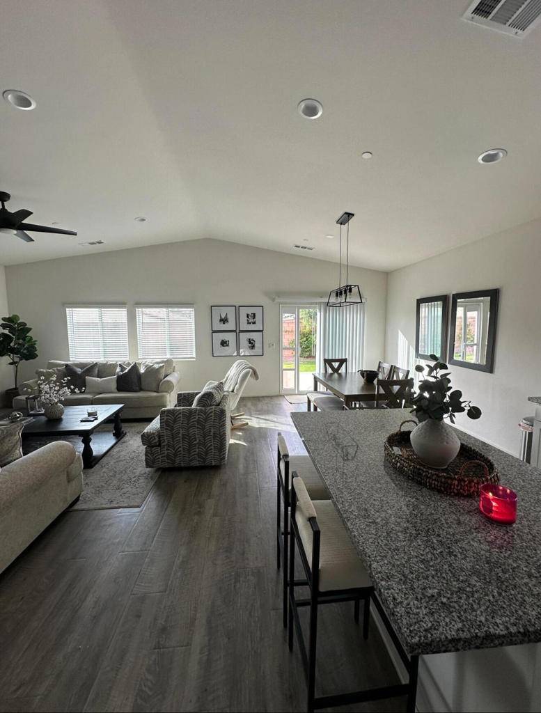Indio, CA 92203,44205 Le Seine LN