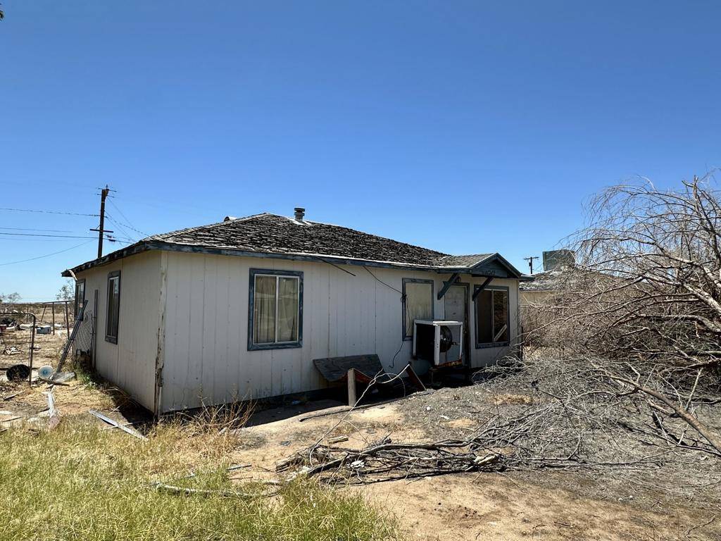 Blythe, CA 92225,17943 Blythe WAY
