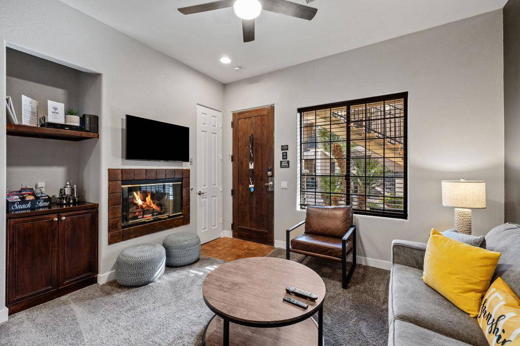 La Quinta, CA 92253,50590 Santa Rosa PLZ #1