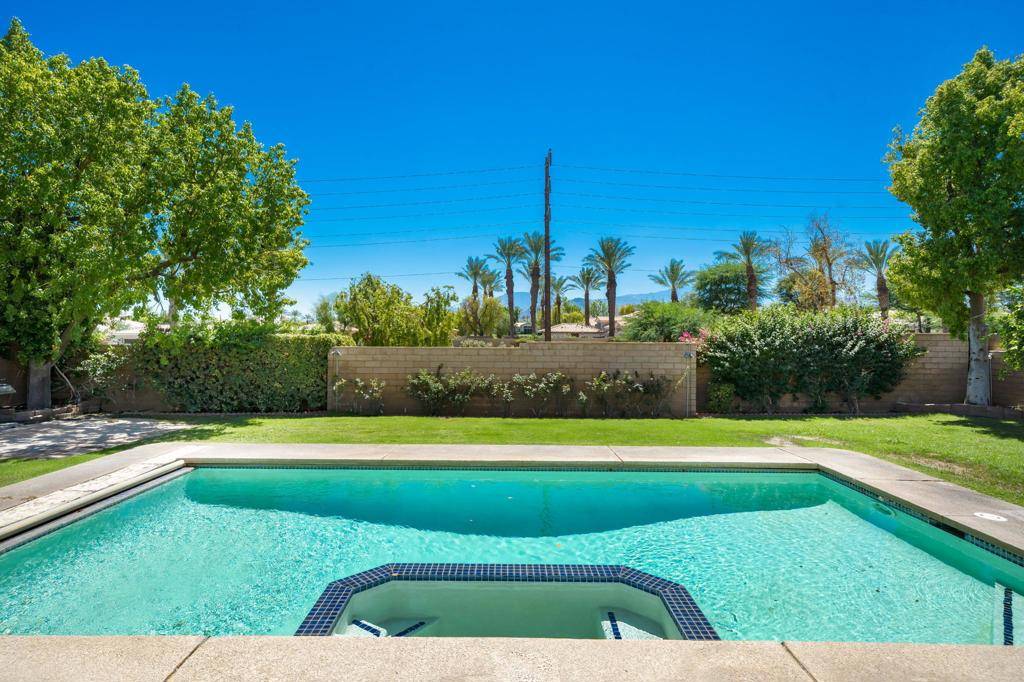 Palm Desert, CA 92211,76817 Manor LN
