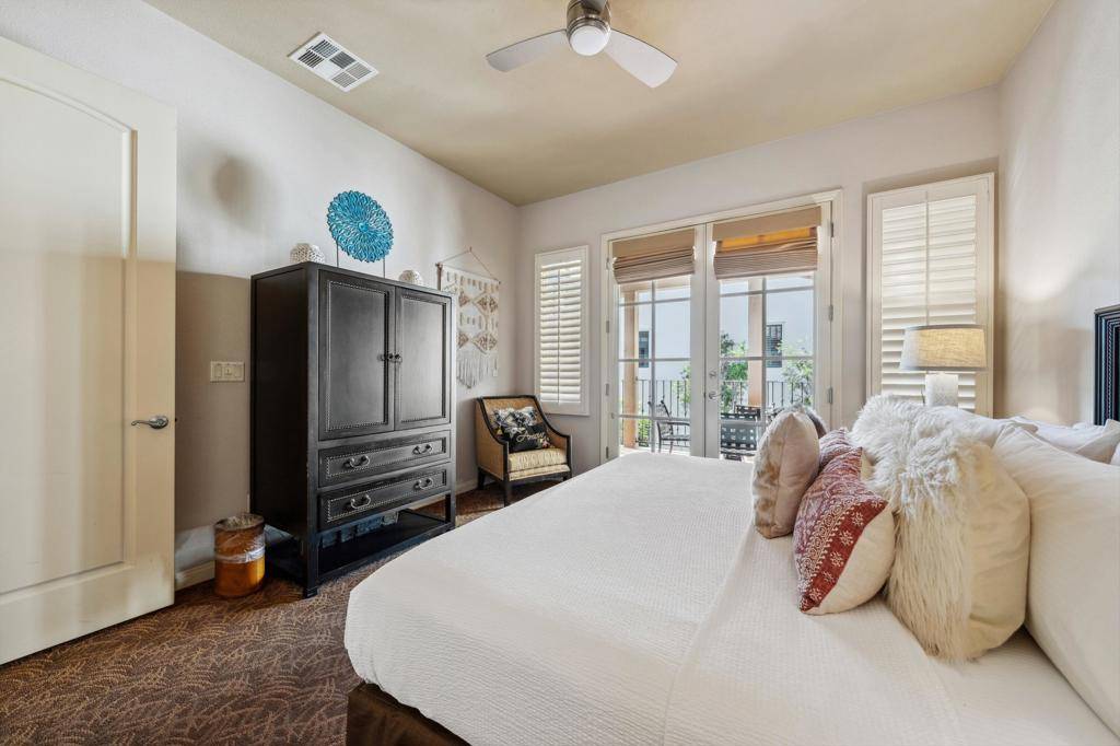 La Quinta, CA 92253,48616 Legacy DR