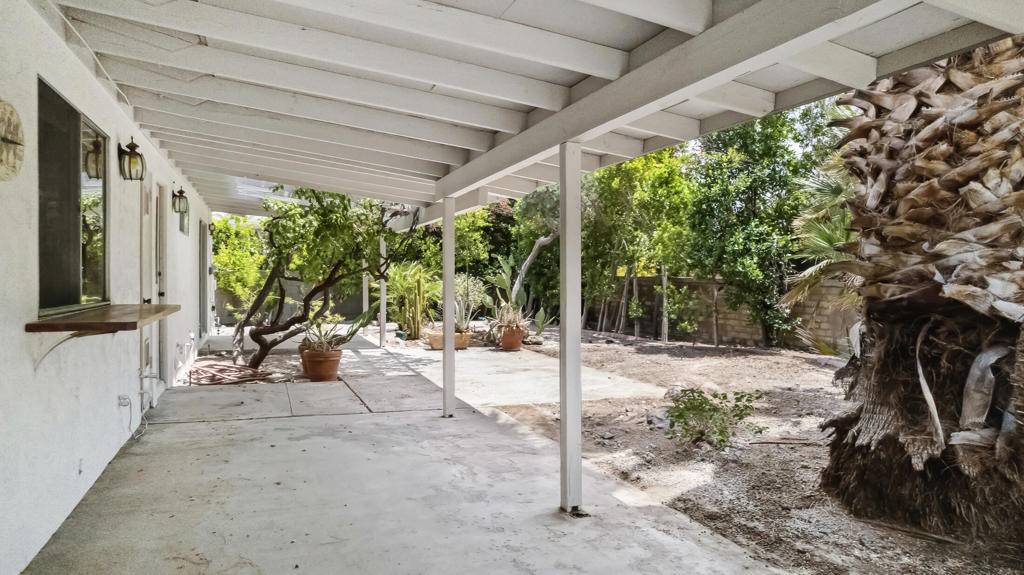 Palm Springs, CA 92262,1113 E Buena Vista DR