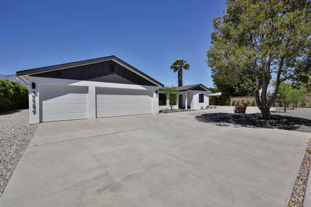 Cathedral City, CA 92234,32299 Whispering Palms TRL