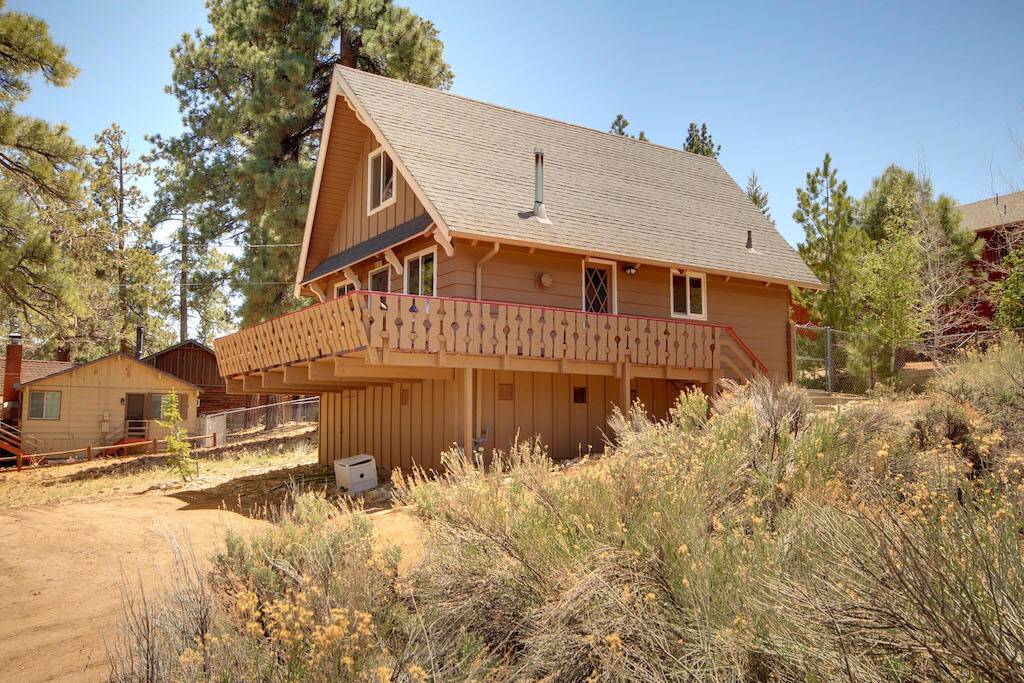Big Bear, CA 92314,237 Greenspot RD