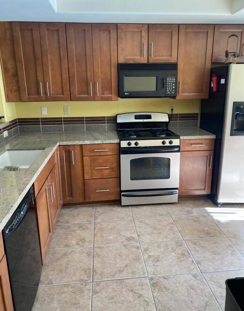 La Quinta, CA 92253,54673 Oakhill
