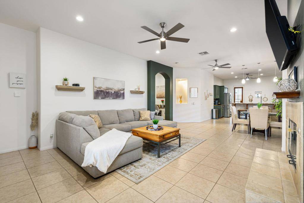 Desert Hot Springs, CA 92240,13039 Calle Amapola