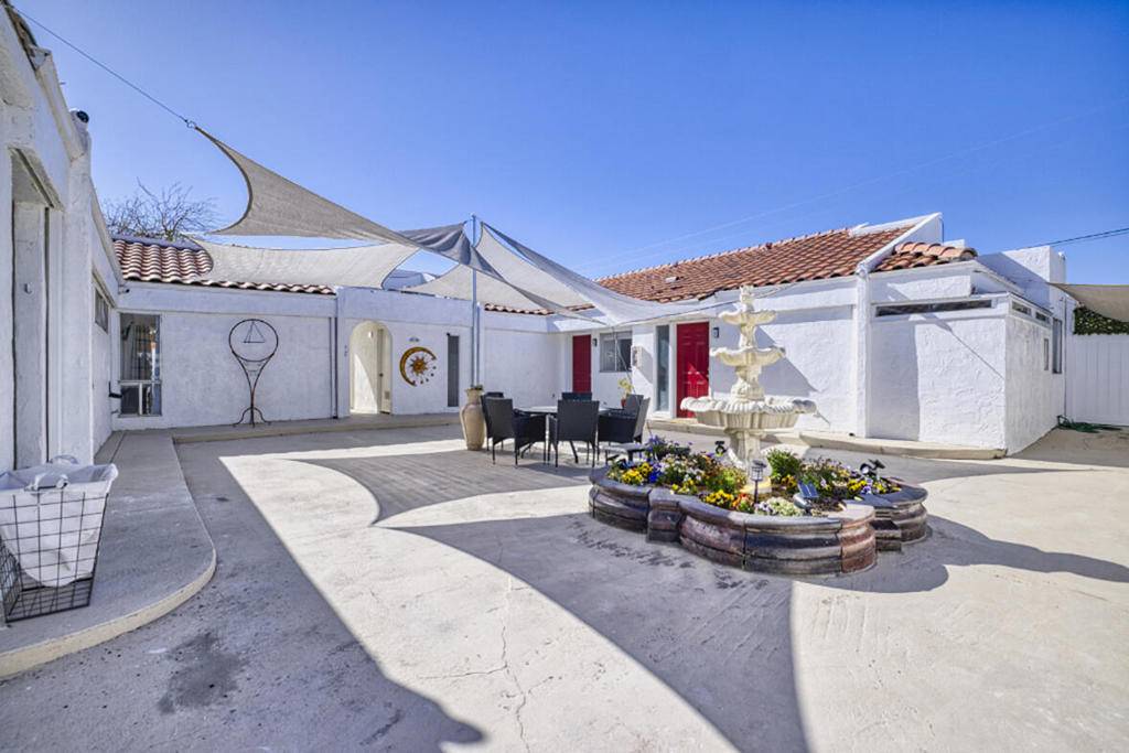 Desert Hot Springs, CA 92240,67780 Arena Blanca RD #3