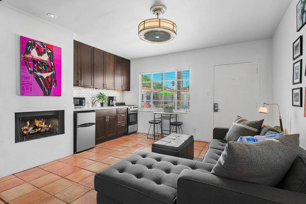 Palm Springs, CA 92262,314 E Stevens RD #2