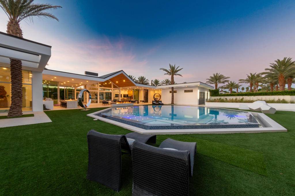 Rancho Mirage, CA 92270,1 Makena LN