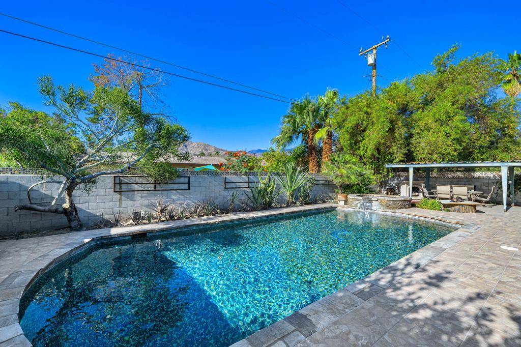 Cathedral City, CA 92234,69895 Papaya LN