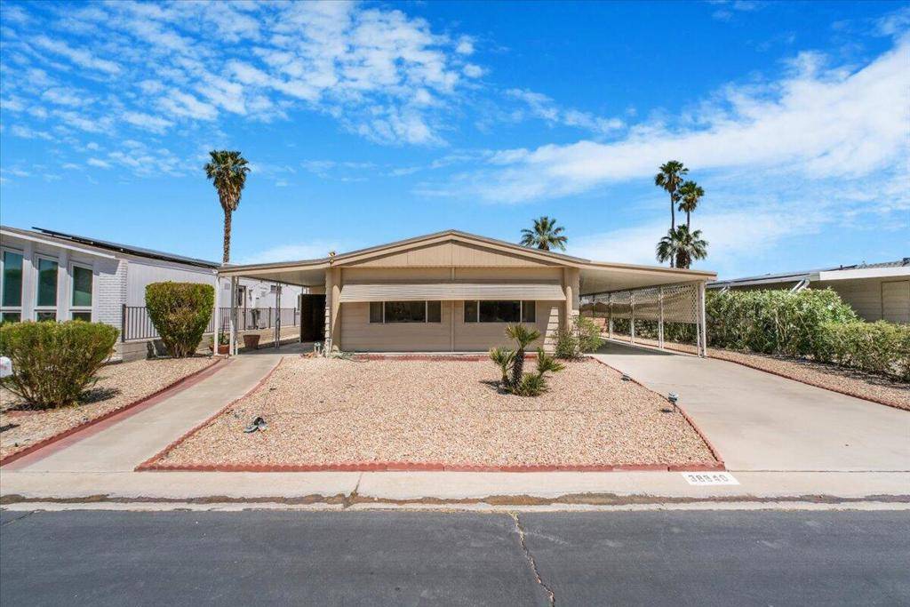 Palm Desert, CA 92260,38840 Desert Greens DR E