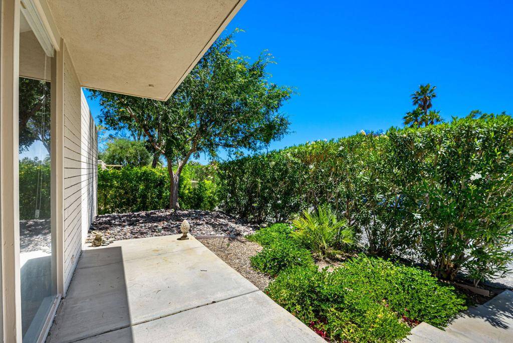 Palm Springs, CA 92262,360 Cabrillo Rd #227