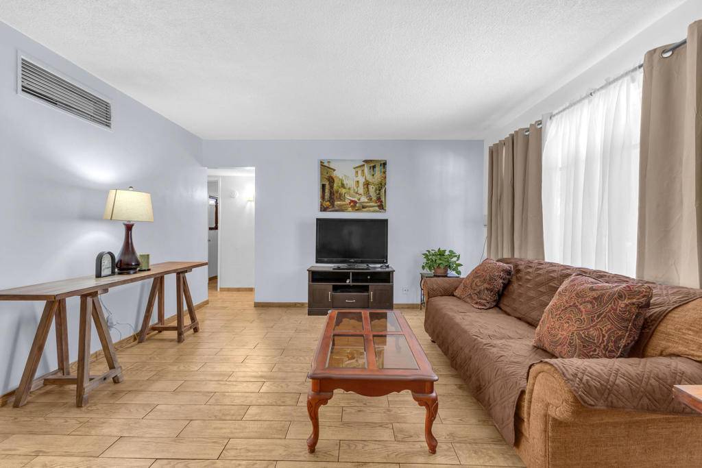 Coachella, CA 92236,52192 Tripoli WAY