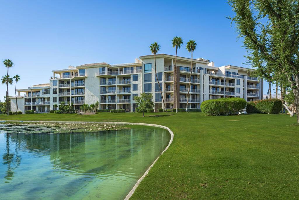 Rancho Mirage, CA 92270,910 Island DR #207