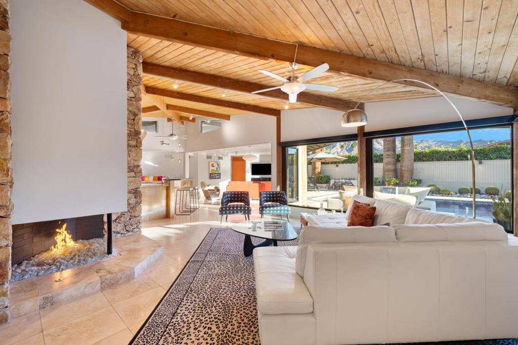 Indian Wells, CA 92210,45371 Rancho Palmeras DR