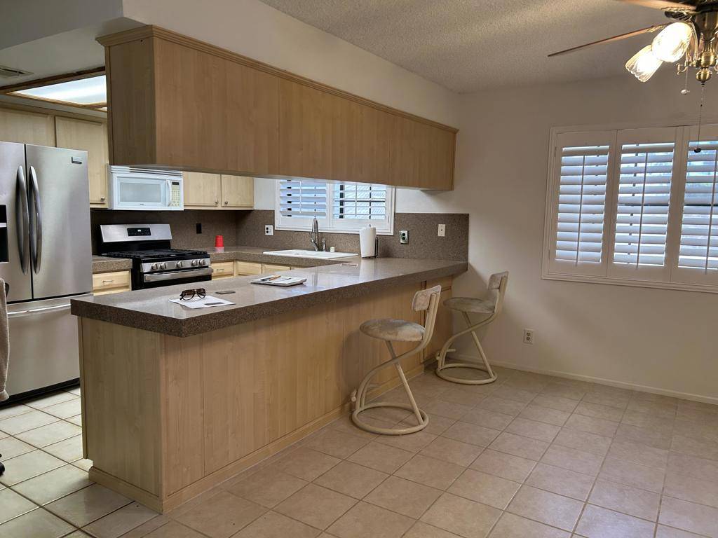Palm Desert, CA 92211,43705 Warner TRL