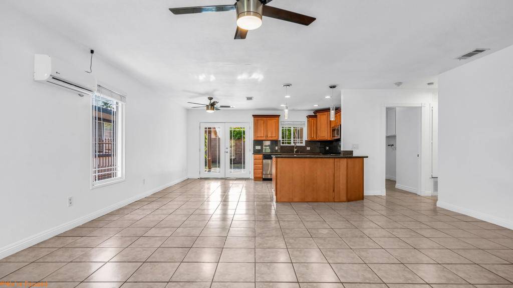 La Quinta, CA 92253,52190 Avenida Rubio