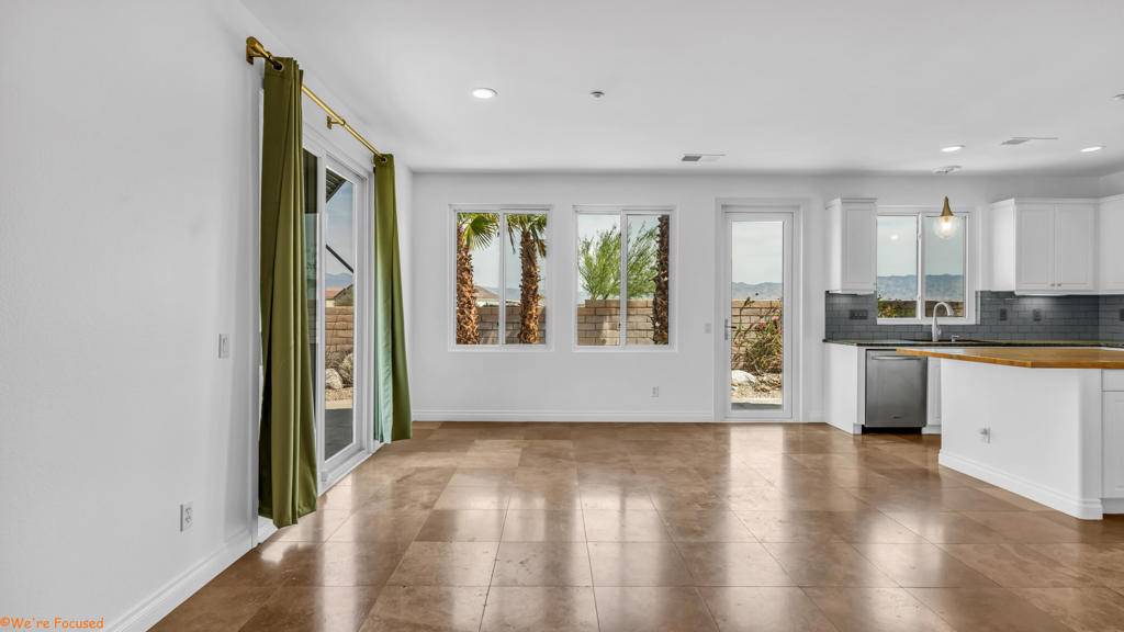 Palm Springs, CA 92262,2574 Windmill WAY
