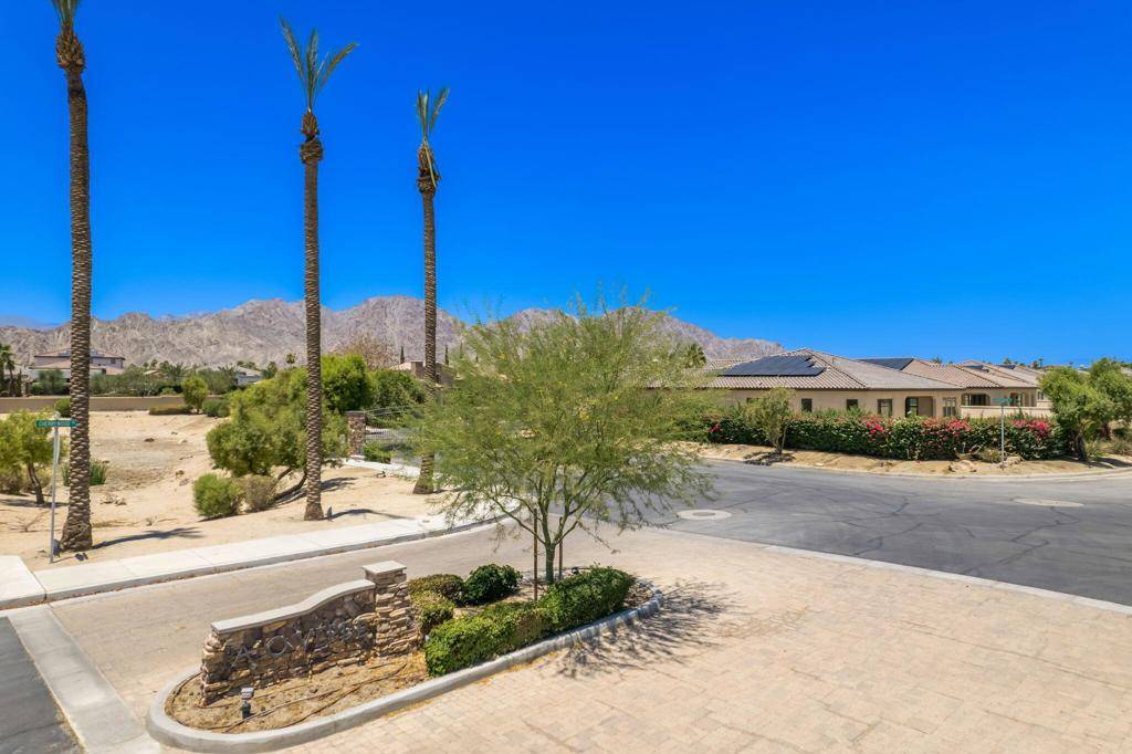 La Quinta, CA 92253,57535 Cherrywood PL