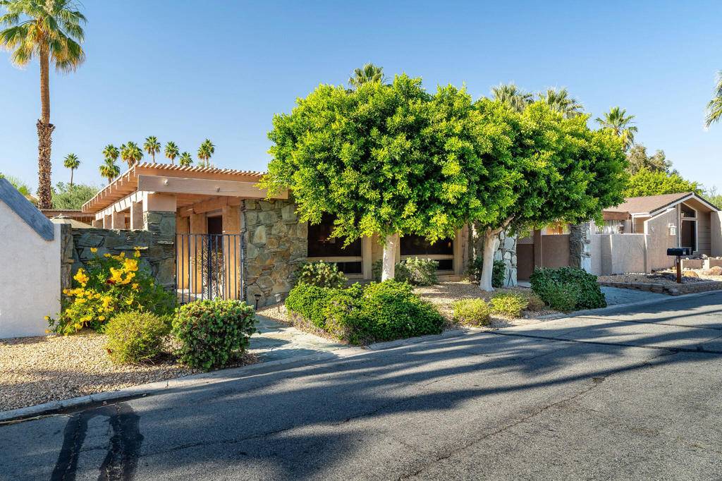 Rancho Mirage, CA 92270,214 International BLVD