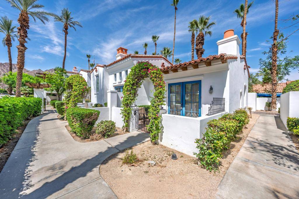 La Quinta, CA 92253,77338 Vista Flora