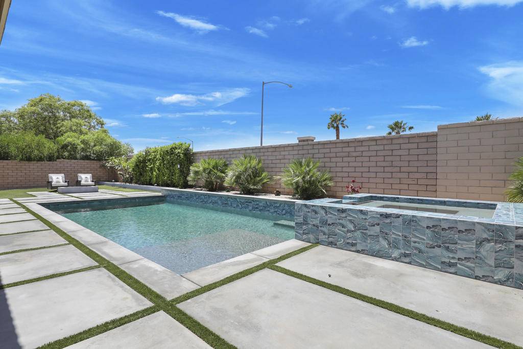 Indio, CA 92203,41399 Manchester ST