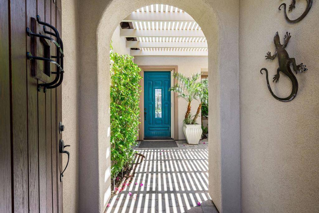 La Quinta, CA 92253,61414 Topaz DR