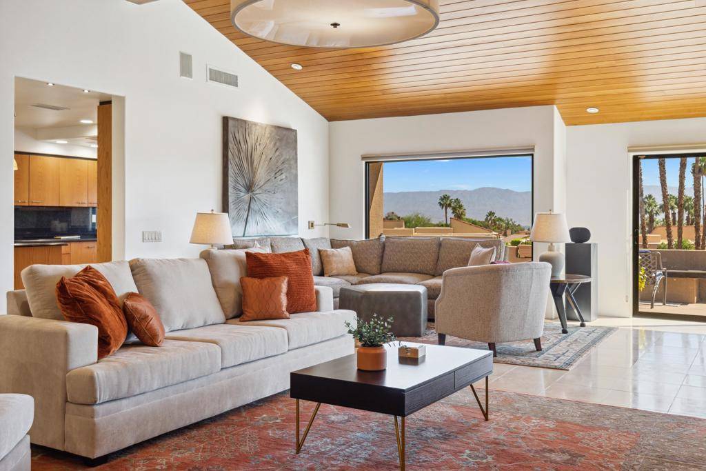 Palm Desert, CA 92260,73231 Mariposa DR