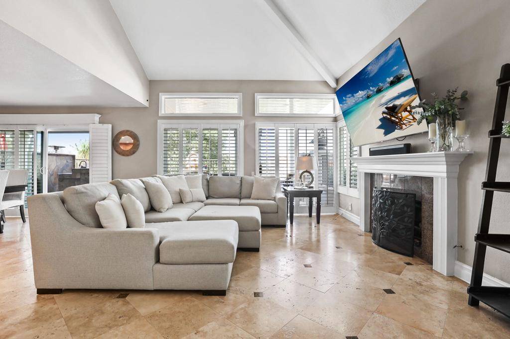 Rancho Santa Margarita, CA 92688,23 Calle Katrina